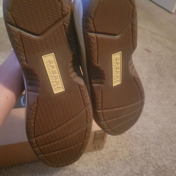 Sperry\'s main image 4